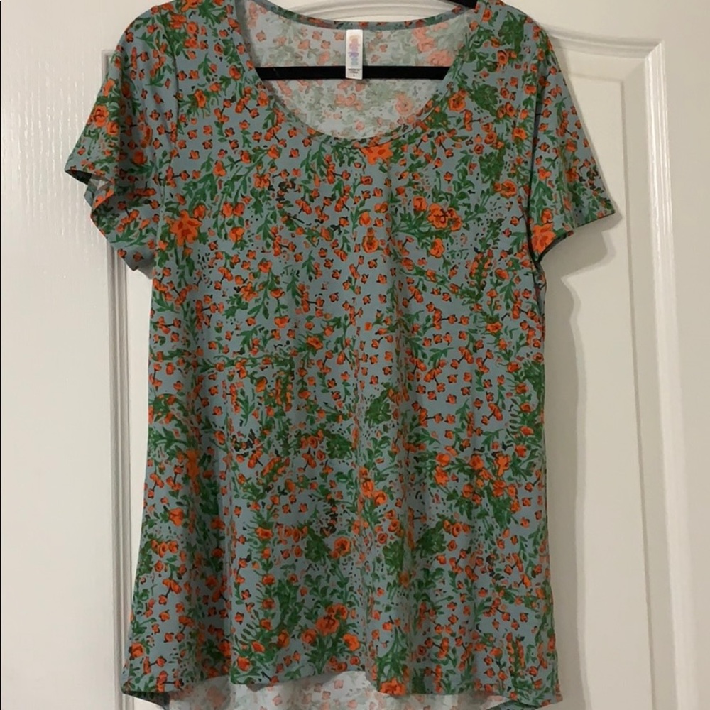LuLaRoe Classic T